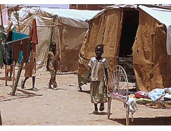 الجنوبيون الفارون من الحرب الى السودان وعدم الاعتراف بحقهم  كلاجئين من قبل الخرطوم