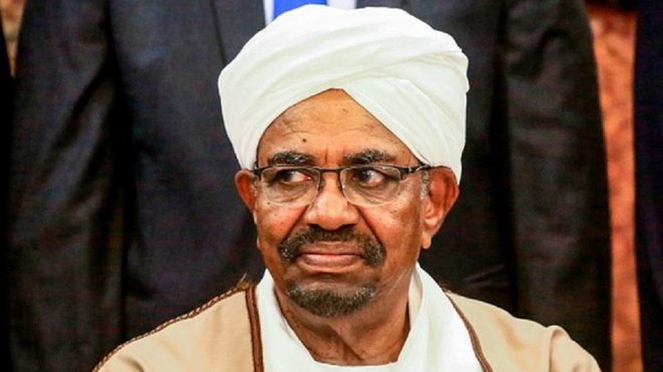 بلاغات جديدة ضد (البشير) وهيئة علماء السودان بالتحريض على قتل المتظاهرين