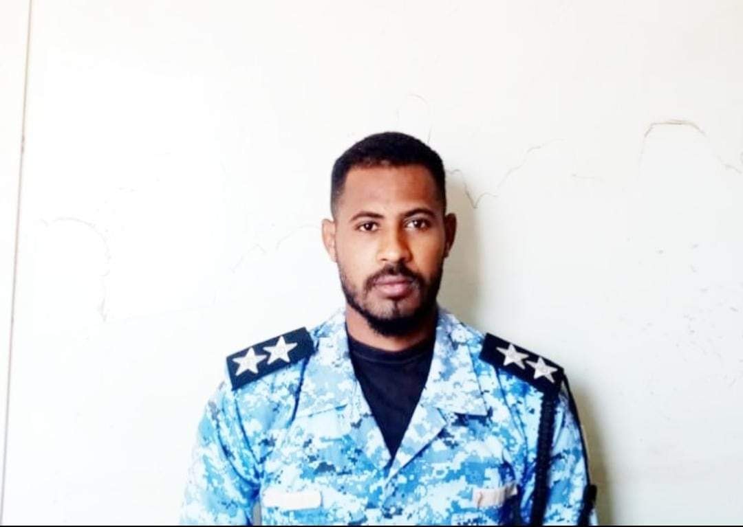 مقتل أحد ضباط الشرطة خلال احتجاجات شرق السودان والجاني يسلم نفسه