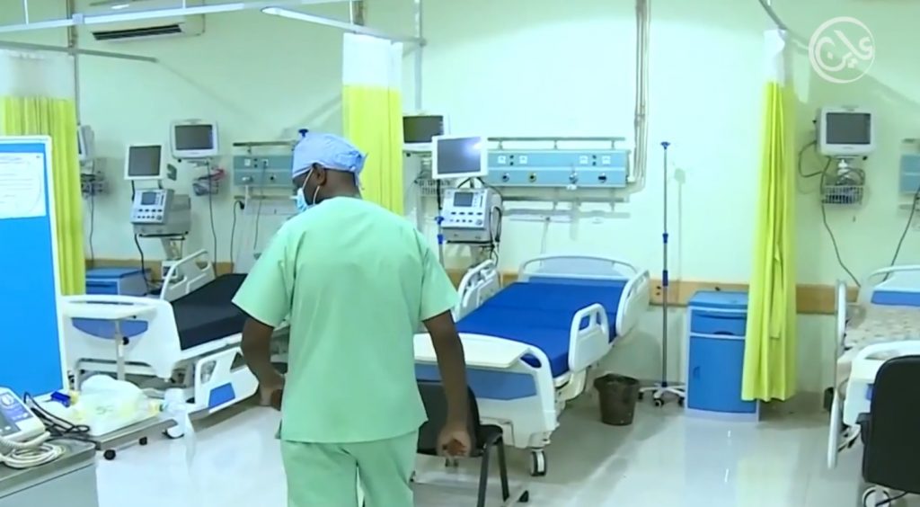 "كورونا" في السودان.. قاتل يجول بحرية