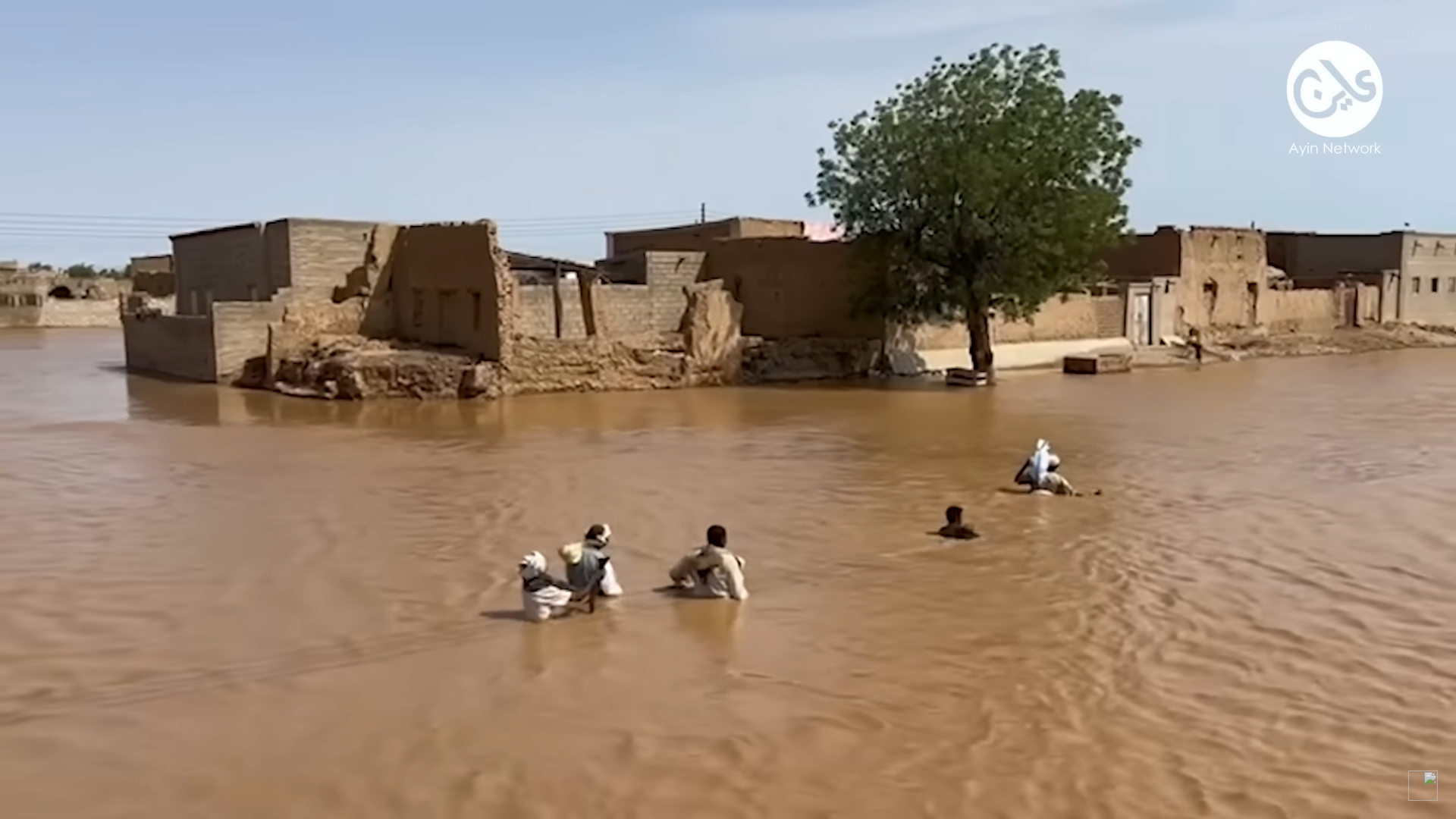 سيول وفيضانات في منطقة أربعات ولاية البحر الأحمر