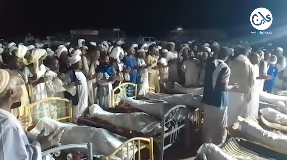 قوارب تحمل الناس والموت معًا عبور النيل رهن الصدفة شمالي السودان 